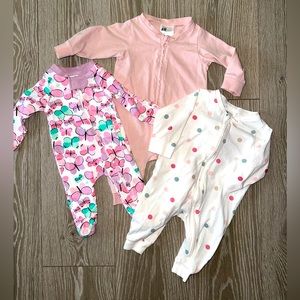 Pink Baby Girl Zippered Outfit Bundle Size Nb and 3 Months